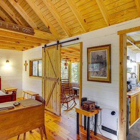Secluded Tallassee Cabin With Fire Pit And Porch! Ngoại thất bức ảnh